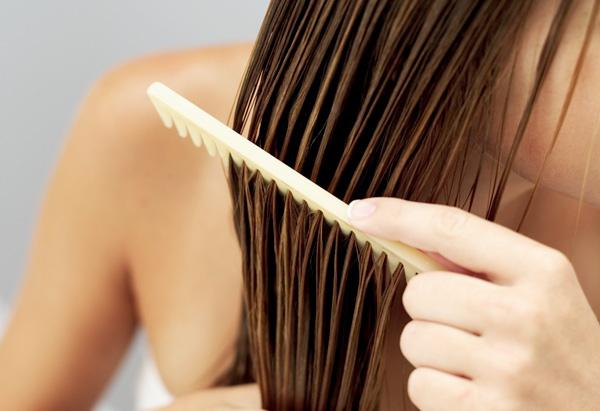 Metodi di chiarificazione domestica: come candeggiare i capelli con perossido di idrogeno